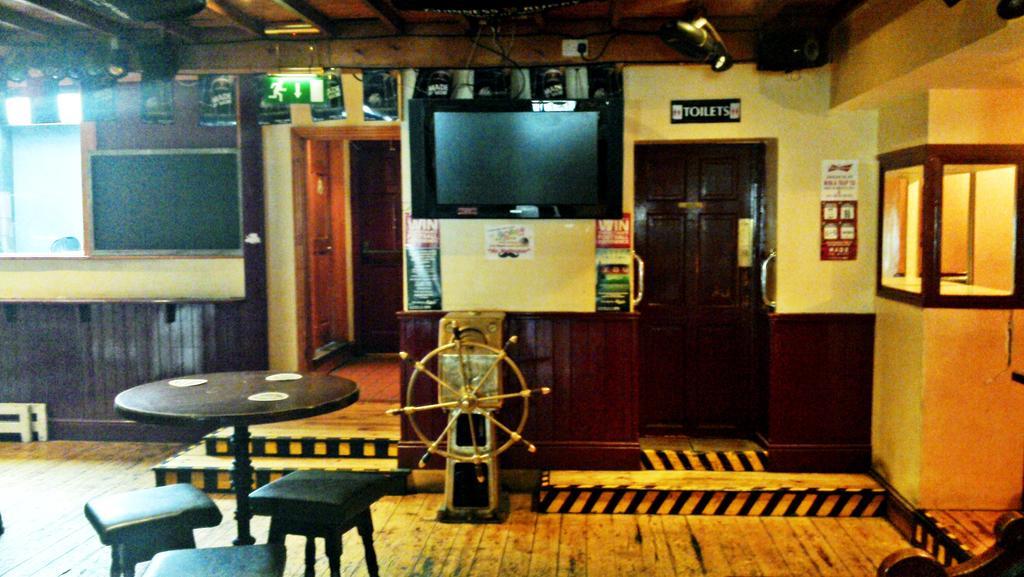 The Shipwright Guesthouse Dublin Exterior photo