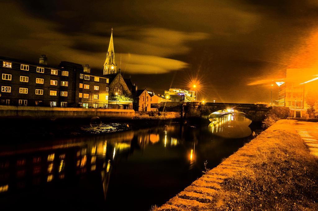 The Shipwright Guesthouse Dublin Exterior photo