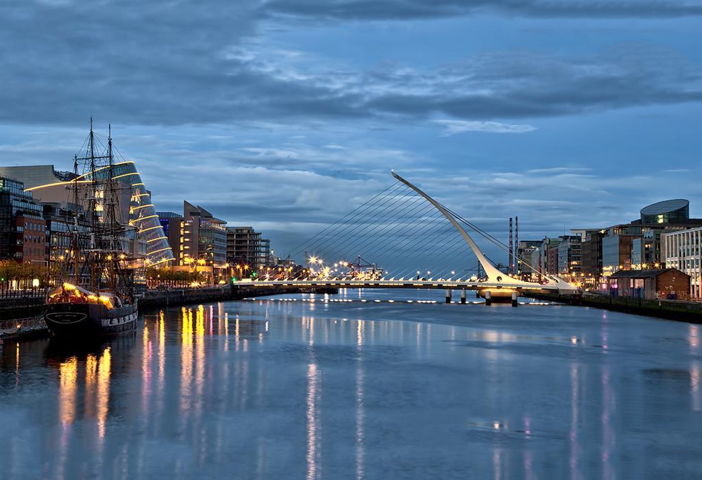 The Shipwright Guesthouse Dublin Exterior photo