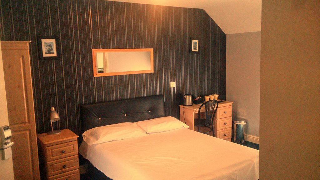 The Shipwright Guesthouse Dublin Exterior photo